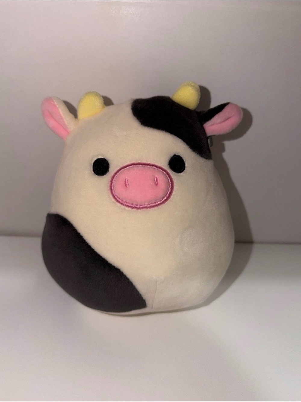 Squishmallows Cow Plush Yellow Pink Black Cream